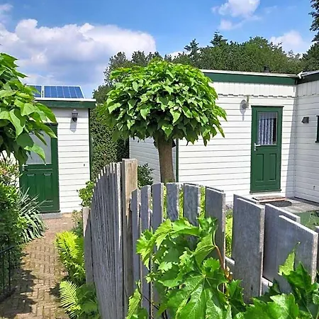 Hotel Zonnig Zomerhuis