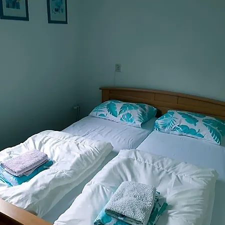 Zonnig Zomerhuis Hotel Putten